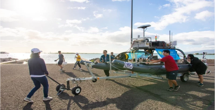 A team from NCTU attended an international autonomous boat competition held by the RoboNation, representing Taiwan. They competed with 14 would-top universities, made it to the final, and won fifth place.
